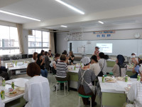 試食会