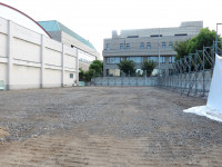 プール更地